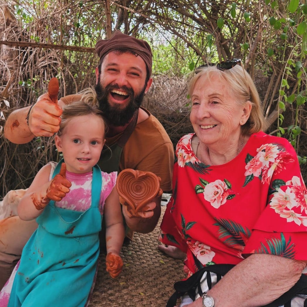 Mustafa Kul, Dubai'de Çömlek Sanatını Sevdiriyor