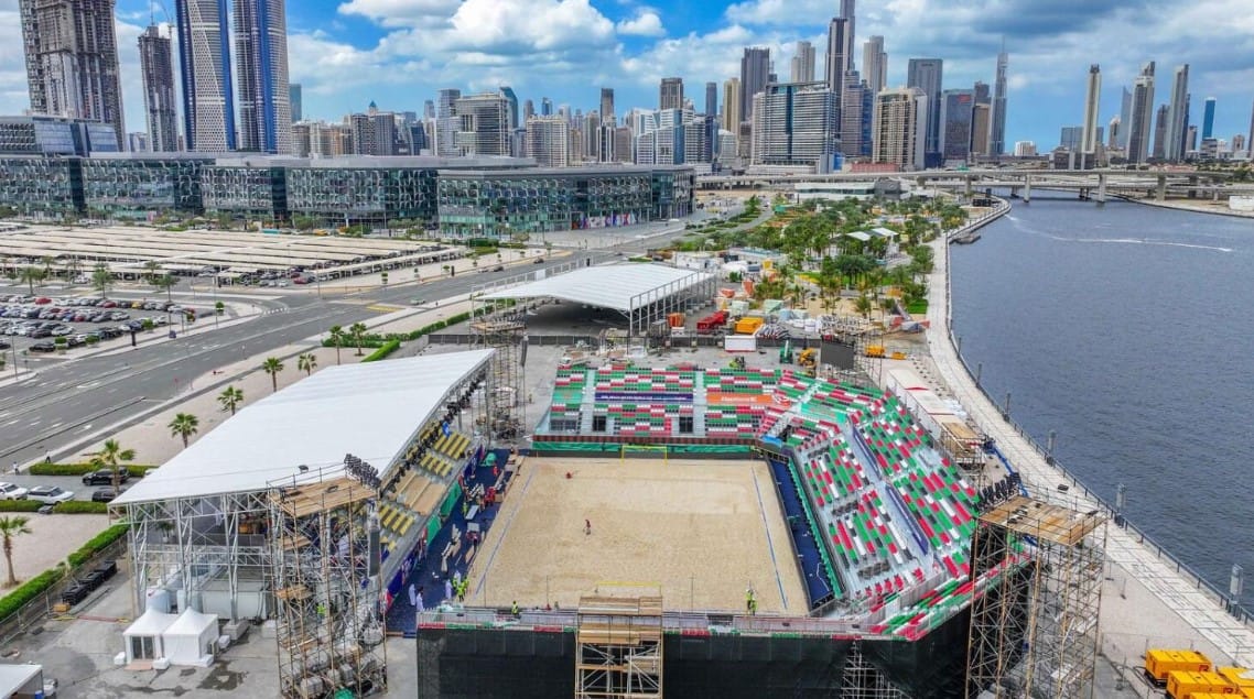 Dubai'de Plaj Futbolu Dünya Kupasına Özel Rekor Stadyum