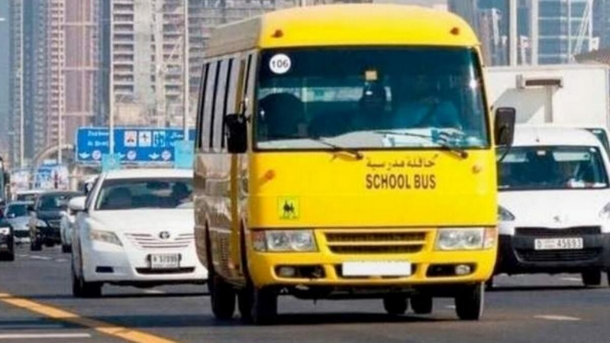 'Yaşadığı İçin Şanslı': BAE Ebeveynleri, Okul Otobüsünde 'Unutulan' Çocuğun Ardından Şok Oldu