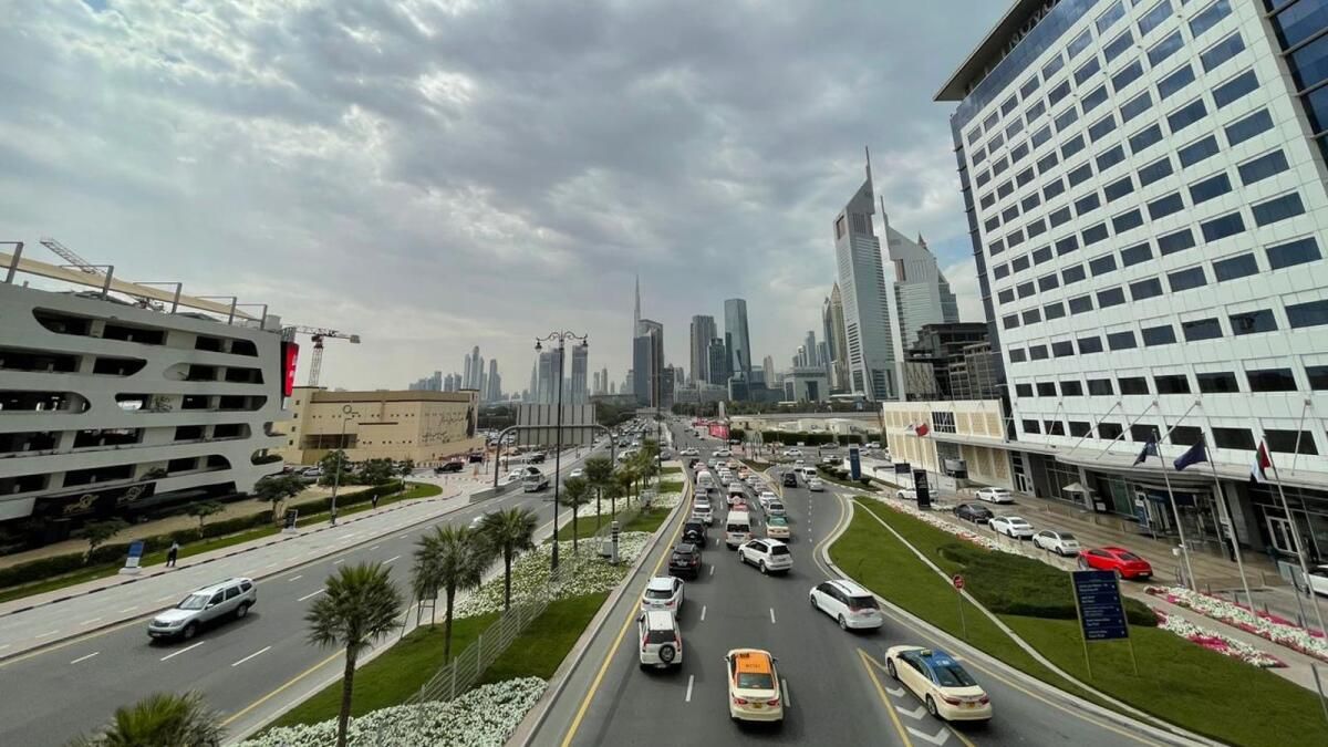 Dubai: Ev Sular Altında mı kaldı? Asansörler Çalışmıyor mu? Yağmurlar Sırasında Acil Durumlarda Ne Yapmalı?