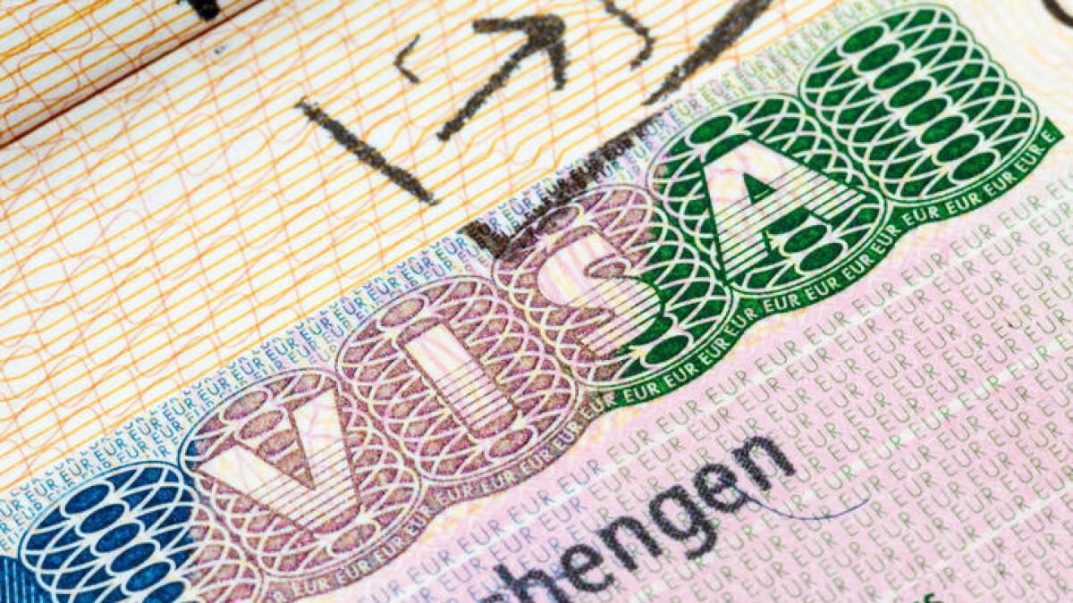 BAE-Avrupa Seyahati: Schengen Vizeleri Küresel Ücret Artışının Ortasında Daha Pahalıya Mal Olacak mı?