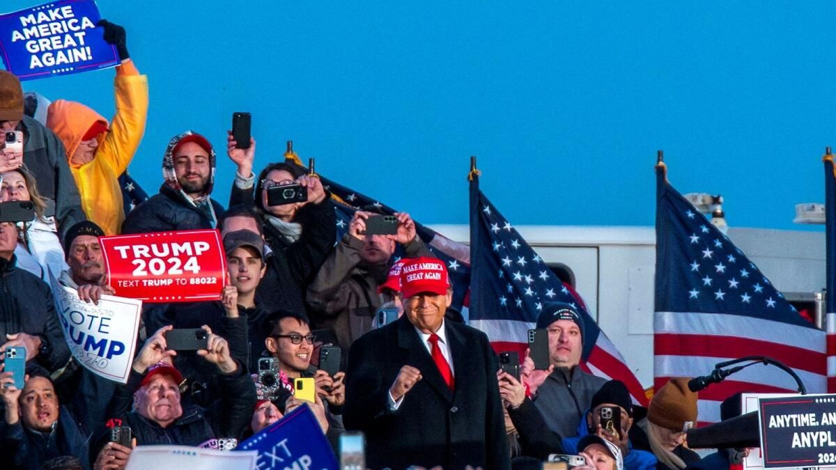 Trump, Biden'ı 'Gestapo Yönetimini' Yönetmekle Suçladı