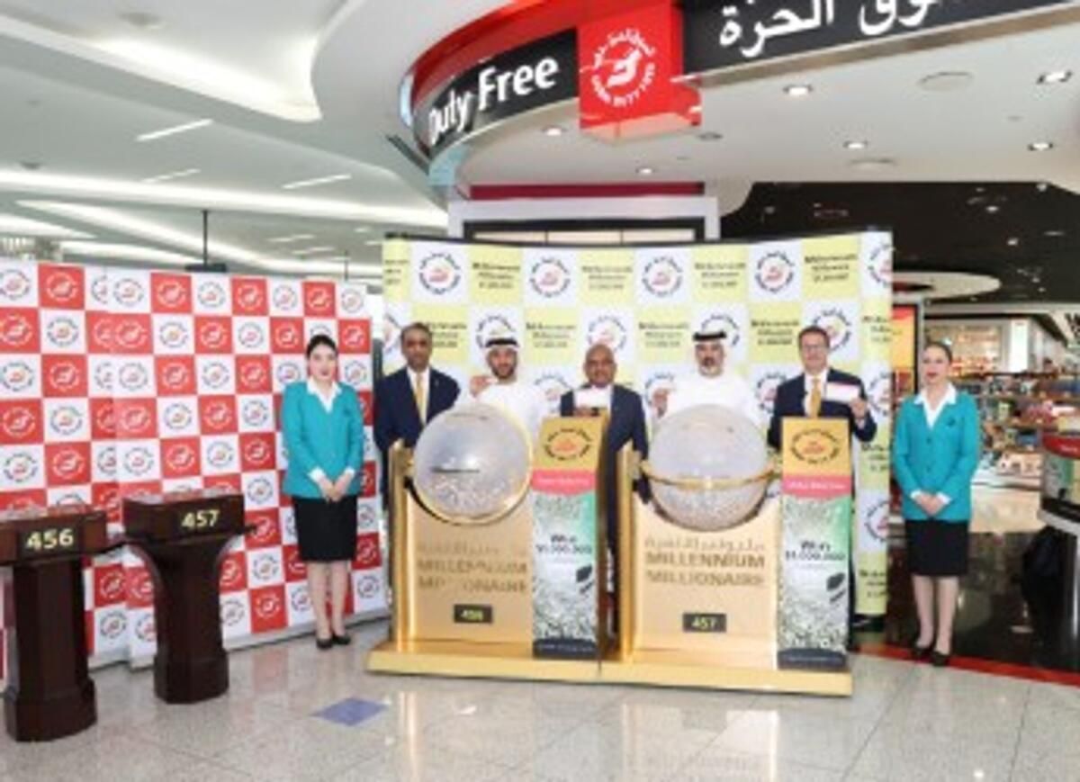 Dubai: Hindistan ve Hırvat Gümrüksüz Çekilişte 1 Milyon Dolar Kazandı