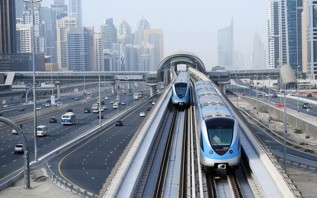 Dubai Metrosu 1 Mayıs 2'de Çalışma Saatlerinin Uzatıldığını Duyurdu