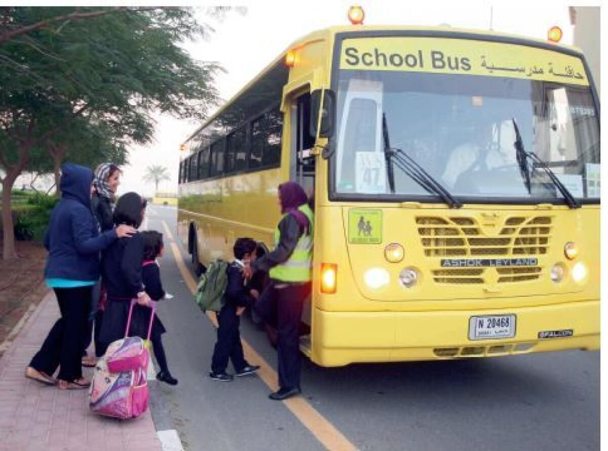 Dubai'nin Yeni Trafik Planı: Ebeveynler Okul Otobüsü Operatörlerini Ücretleri Düşürmeye, İşe Gidip Gelme Sürelerini Azaltmaya Çağırıyor