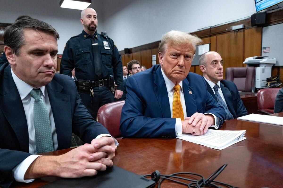 Michael Cohen, Kendisinin ve Trump'ın Beyaz Saray'da Porno Yıldızı Ödeme Planını Tartıştığını Söyledi