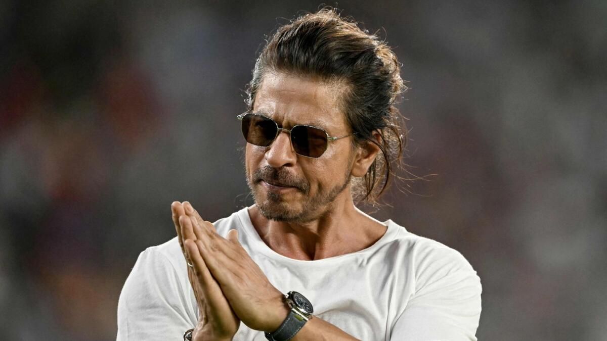 Hindistan: Shahrukh Khan Hastaneden Taburcu Edildi, Bombay'a Döndü