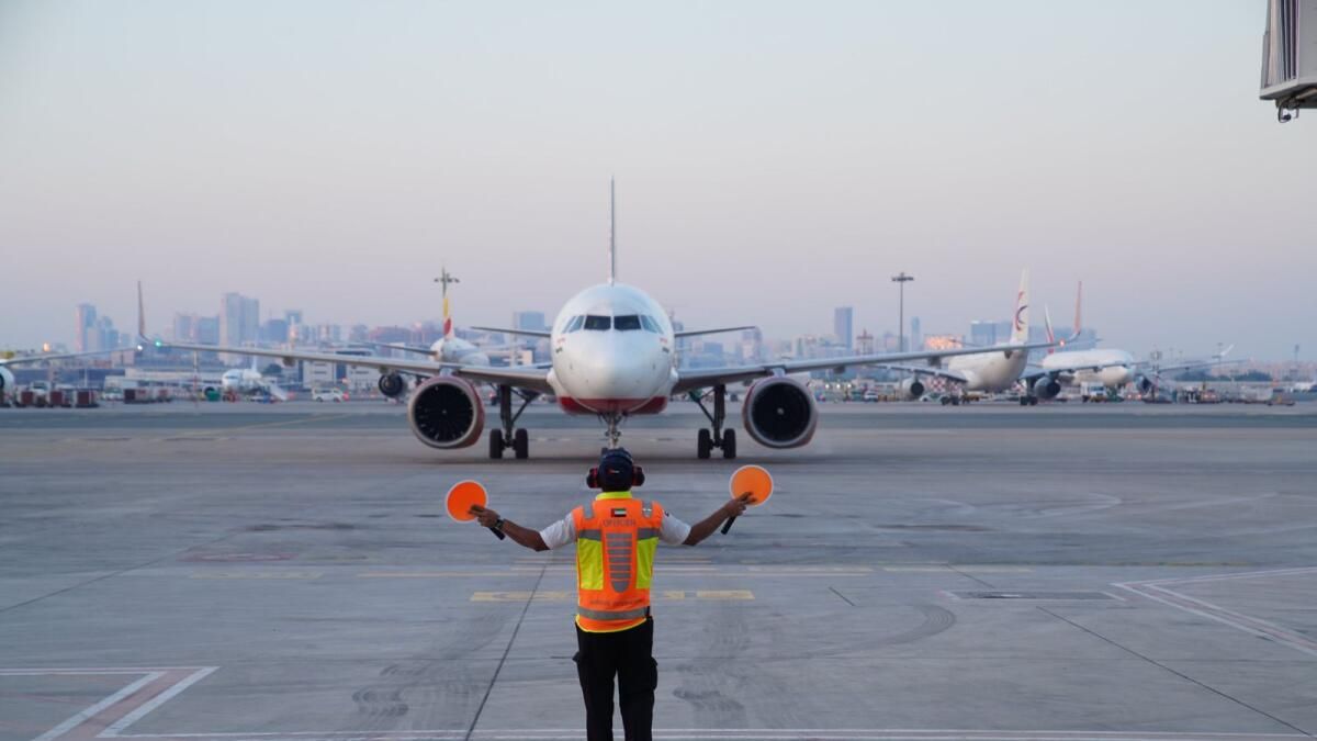 BAE Havaalanı Güncellemeleri: Emirates, Flydubai Dxb'den Düzenli Programa Dönüyor