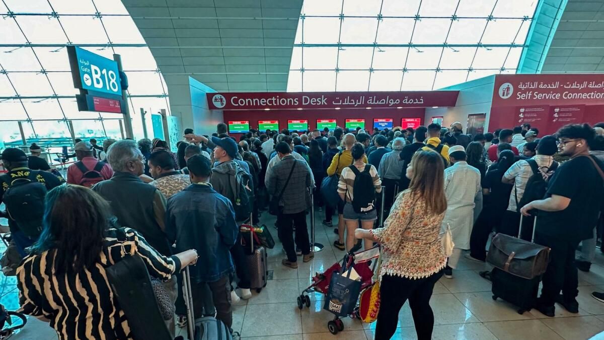 Dubai: Varışta Önceden Onaylanmış Vize almaya Hak Kazanan Kızılderililer önce Çevrimiçi Başvuruda Bulunmalıdır