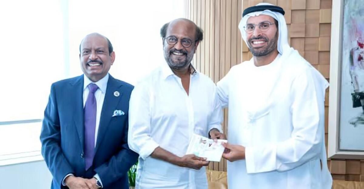 BAE: Hintli Süperstar Rajinikanth Altın Vize Aldı, Teşekkürler 'Arkadaş Yusuffali’