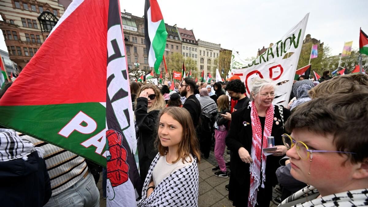 Greta Thunberg, İkinci Eurovision Yarı Finali Öncesinde Filistin Yanlısı Protestolara Katıldı