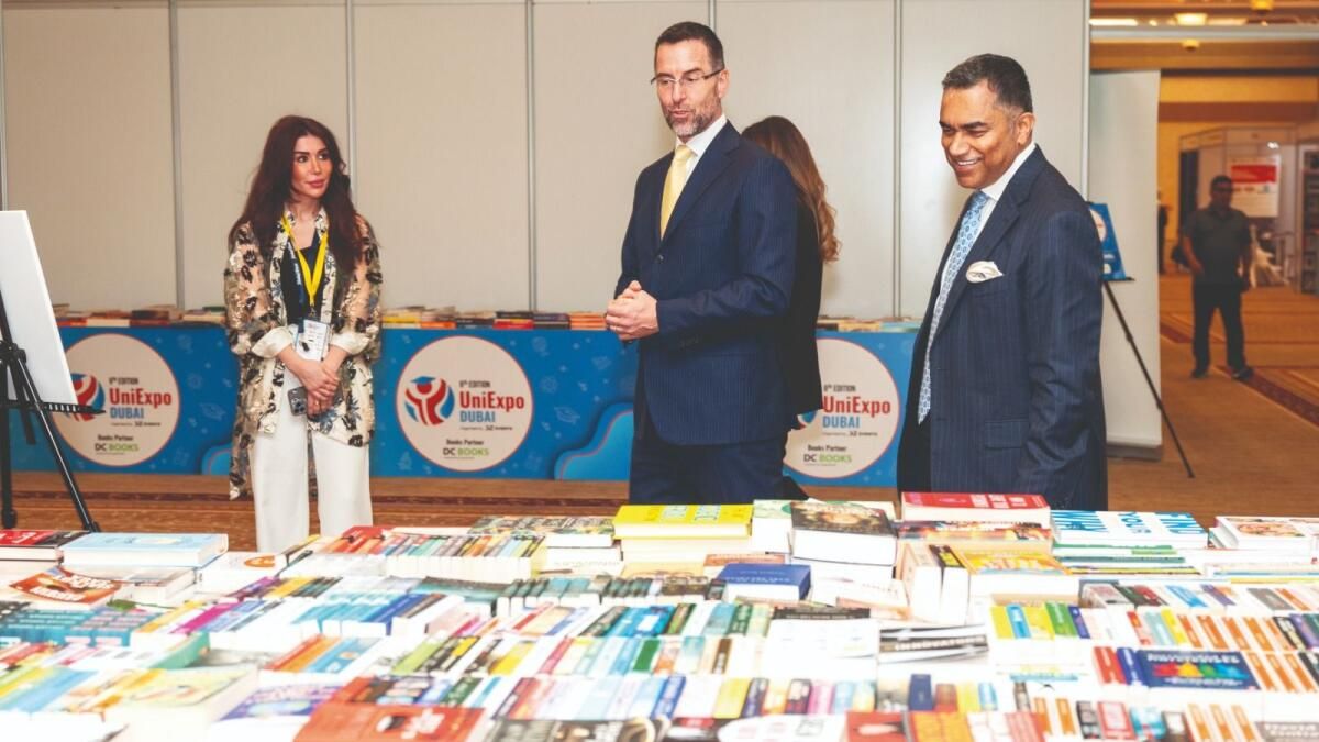 İyi bir eğitim Sizi daha iyi bir vatandaş Yapar: Reynolds