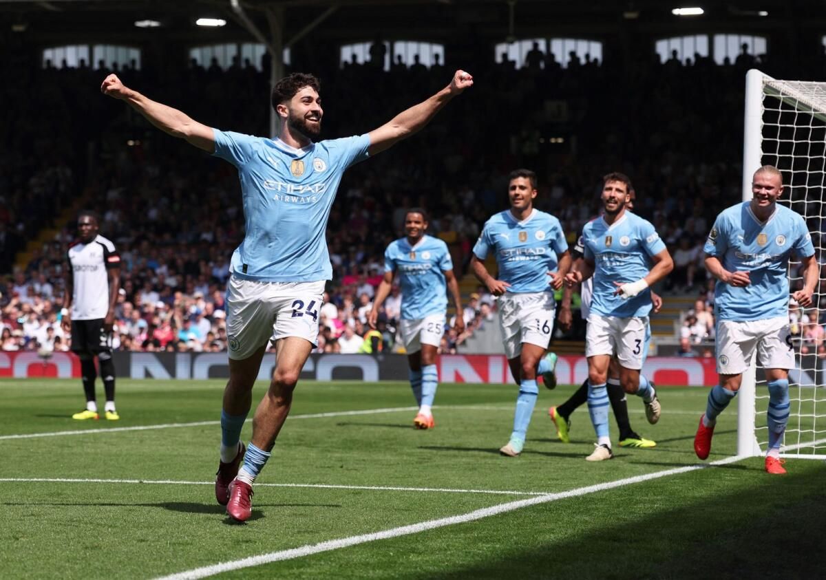 Premier Lig: Guardiola, Fulham Yenilgisinin Man City'yi Zirveye Çıkarmasının Ardından Şampiyonluğun Kaderinin Ellerinde Olduğunu Söyledi