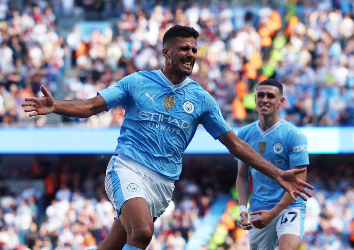 Abu Dabi'ye Ait Manchester City, Premier Lig Tarihine Geçti