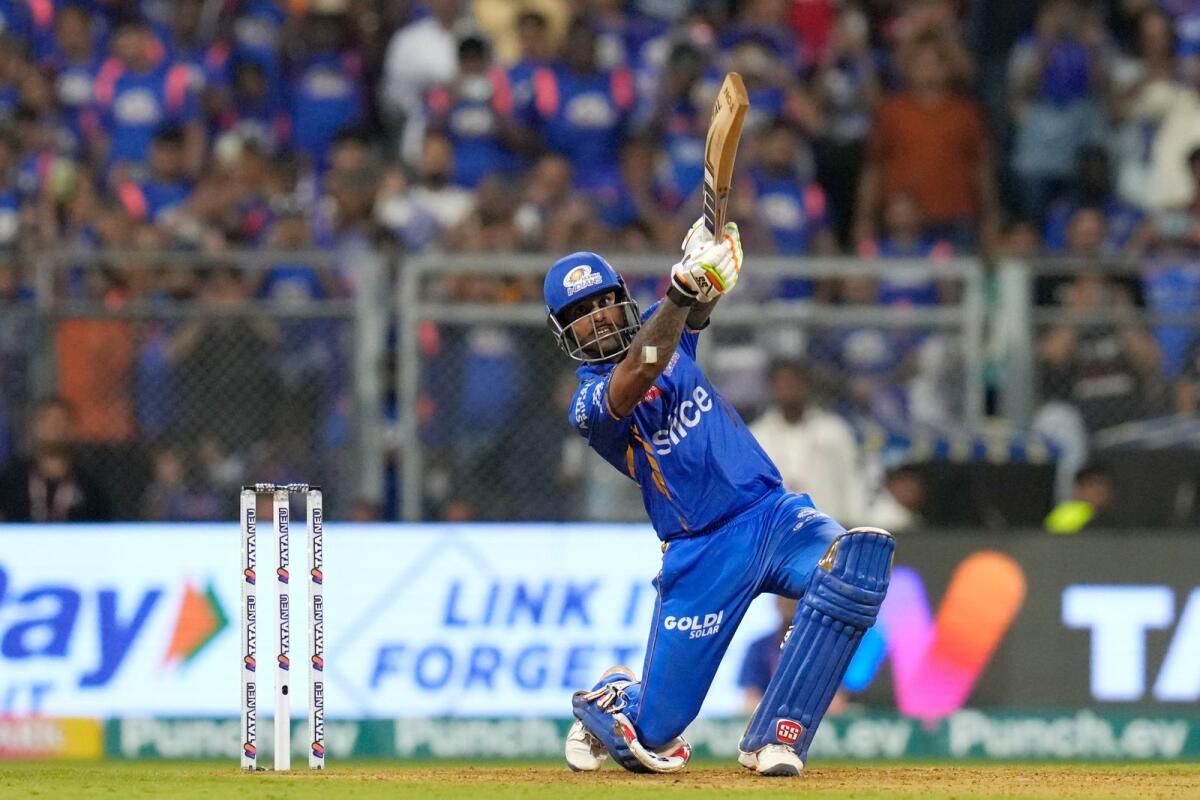 IPL 2024: Suryakumar, Mumbai'nin Haydarabad'ın Playoff Baskısını Düşürmesiyle Tona Ulaştı