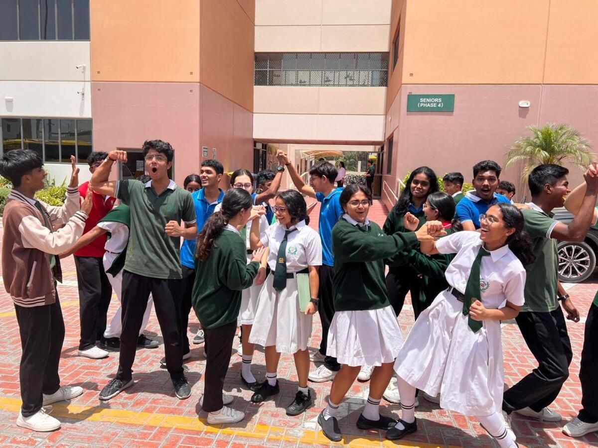 'Ebeveynlere, Öğretmenlere Minnettarım': BAE'nin Cbse Öğrencileri 10. Sınıftan Sonra Seviniyor, 12 Kurul Sonuçları Açıklandı