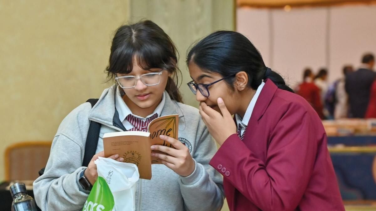 Çocuklar Kurgu Okumaktan Çok Şey Öğrenebilirler: Önde Gelen Kitapçı