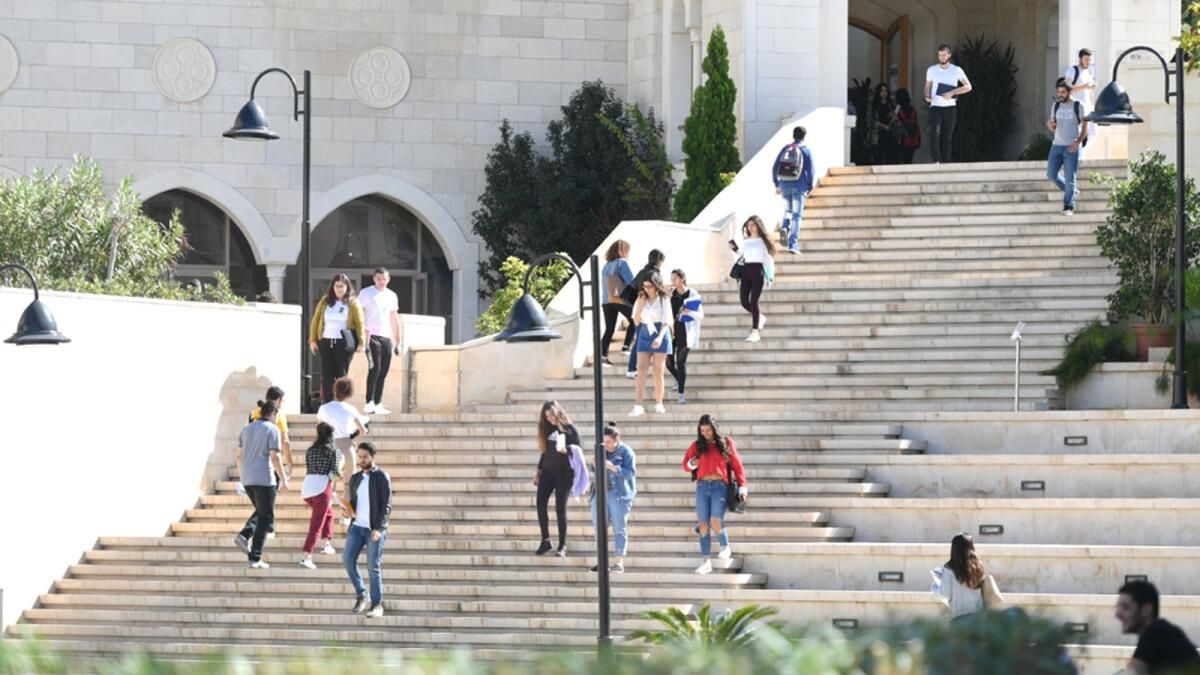 Orta Doğu Mirasına Sahip, Amerikan Onaylı Bir Derece