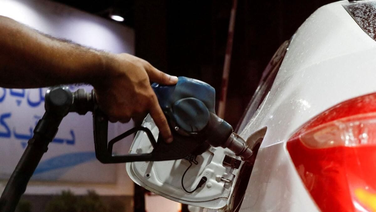 Pakistan'da Akaryakıt Fiyatları Yükseliyor; Litre Başına 8,50 Pkr'ye Ulaşması Muhtemel