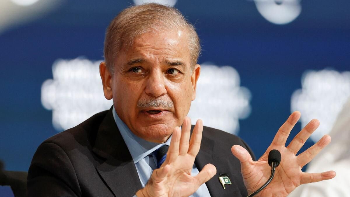 Başbakan Şerif, Pakistan'ın Tüm Kamu İktisadi Teşebbüslerini Özelleştireceğini Söyledi