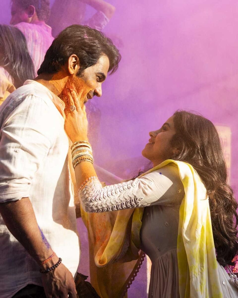 Rajkummar Rao'nun Yeni Şarkısı Janhvi Kapoor'un Filmi Srk-Kajol'un 'K3g'sini Hayranlarına Hatırlatıyor