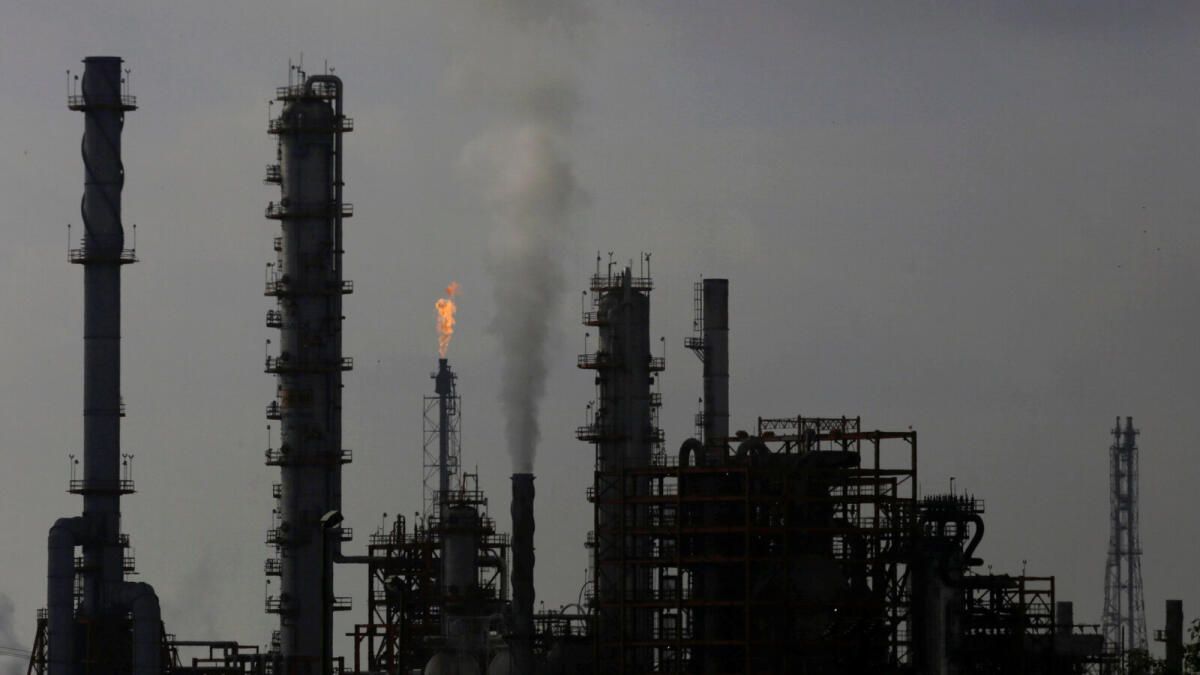 Birleşik Arap Emirlikleri: Sharjah Ulusal Petrol Şirketi, Eni, Ras Al Khaimah'ta Petrolü Keşfedecek