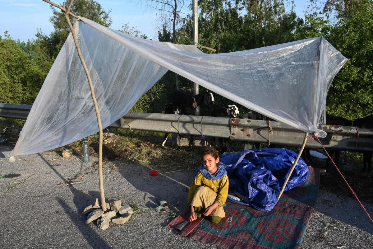 Pakistan'da Yıldırım ve Sağanak Yağış Nedeniyle 65 kişi Öldü, Nisan Yağmuru Tarihsel Ortalamayı İkiye Katladı