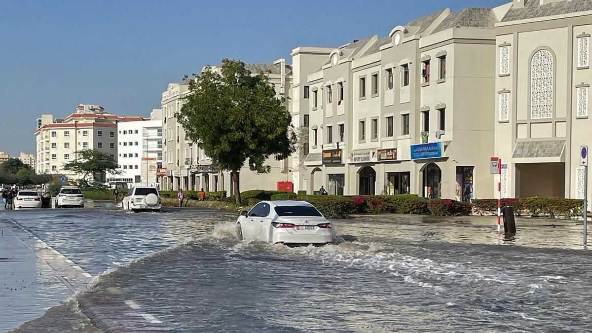 BAE Sigortacıları, En Son Sel Maliyetleri Arttıkça Değişen Hava Trendlerine Uyum Sağlıyor
