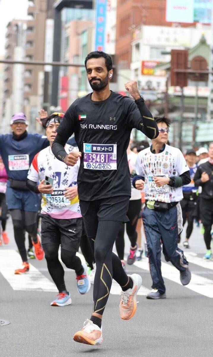 100Kgs ila 15 Maraton: BAE Sporcusu Dünya Çapında Uzun Mesafe Yarışlarına Katılıyor