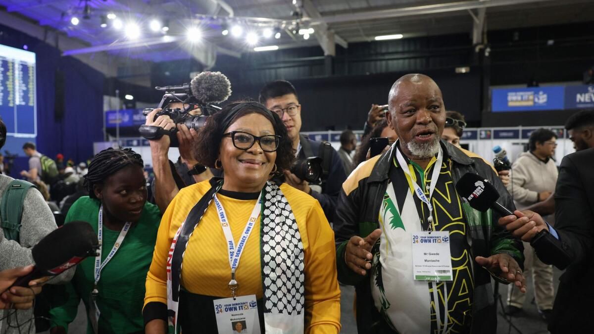 Güney Afrika'nın Anc'si Çoğunluğu Kaybetti, Müttefiklere İhtiyacı Var