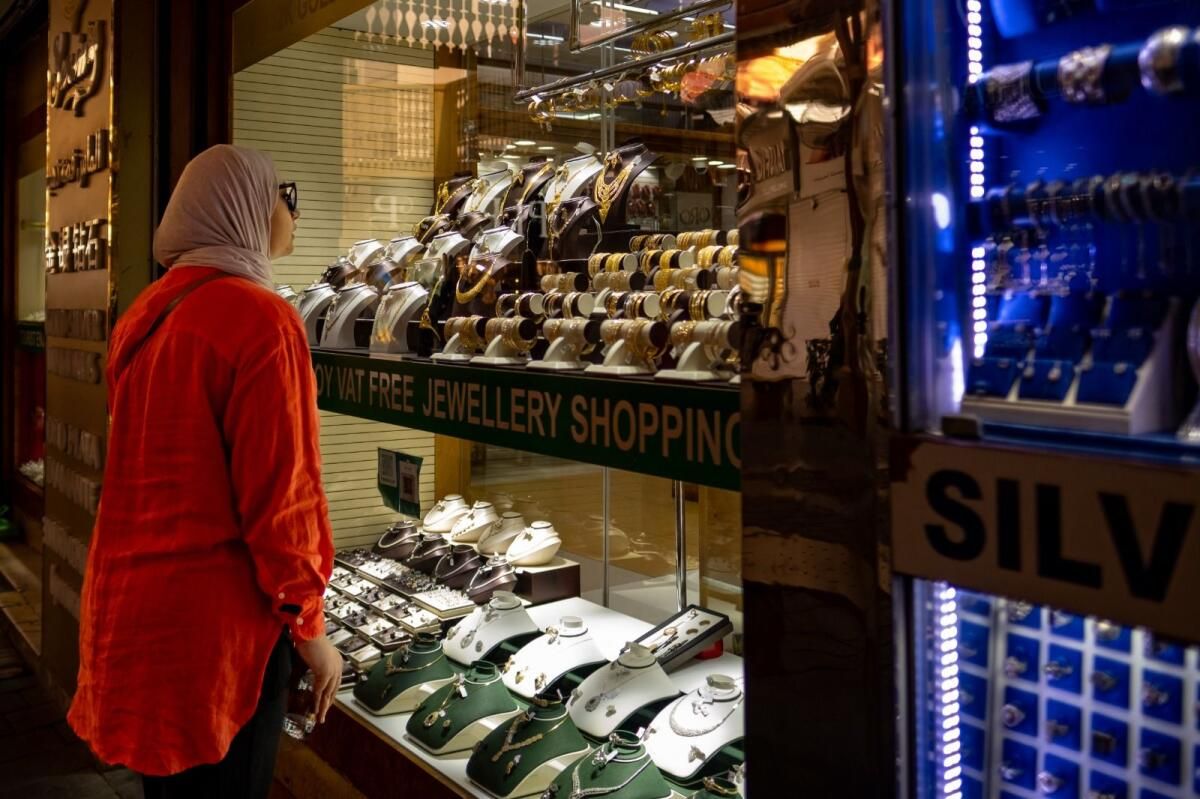 BAE: Altın Fiyatları Erken Ticarette Gram Başına Dh1 Düştü