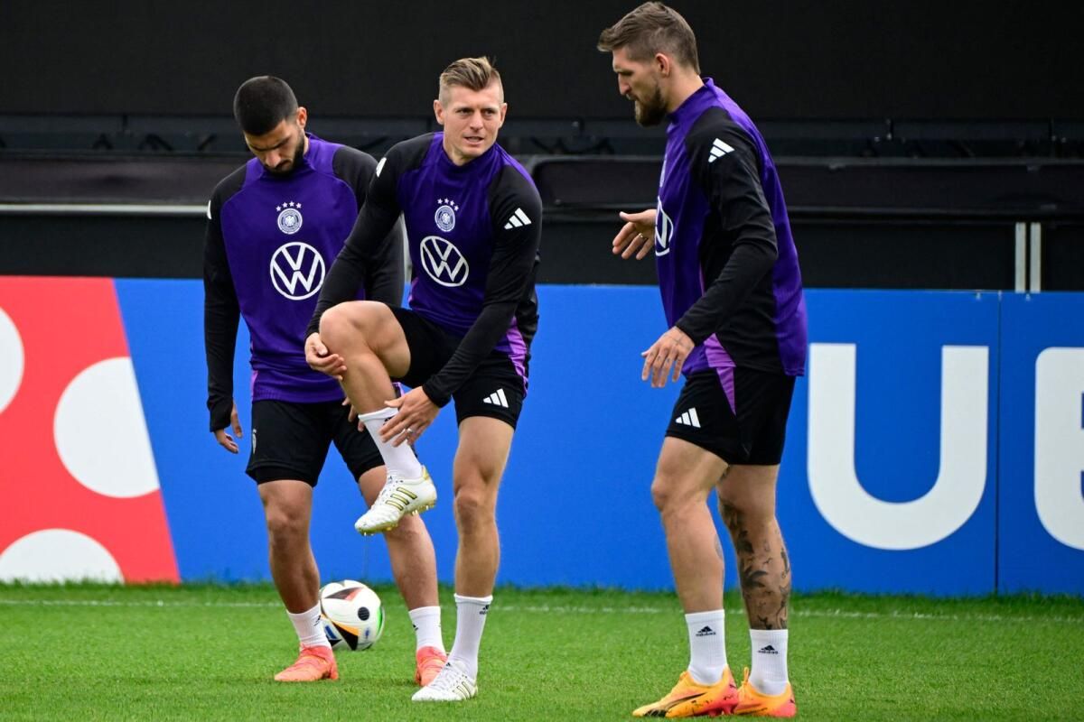 Kroos, Almanya'nın Baskı Hissettiğini Ancak Kendi Turnuvasında Oynama Ayrıcalığına Sahip Olduğunu Söylüyor