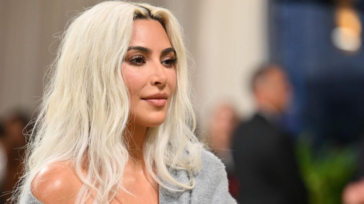 Kim Kardashian Botoks Sıkıntılarını Paylaşıyor