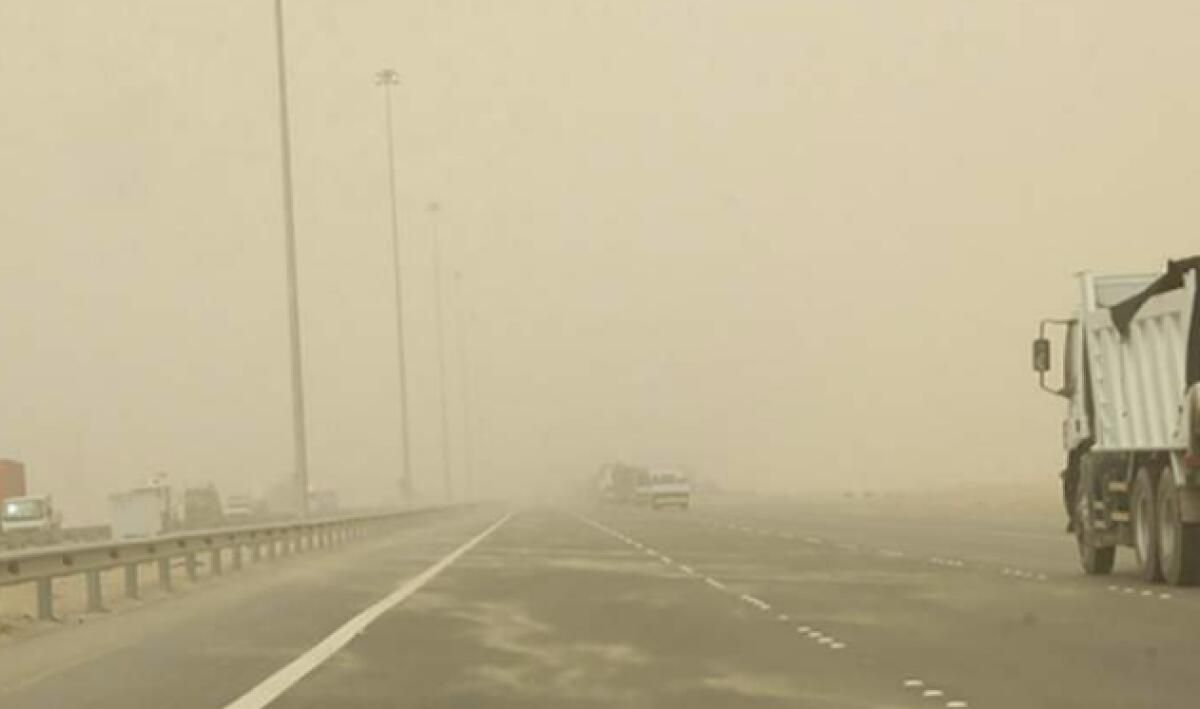 BAE Hava Durumu: Bugün Beklenen Tozlu Koşullar; Sıcaklıklar 48ºc'ye Ulaşacak