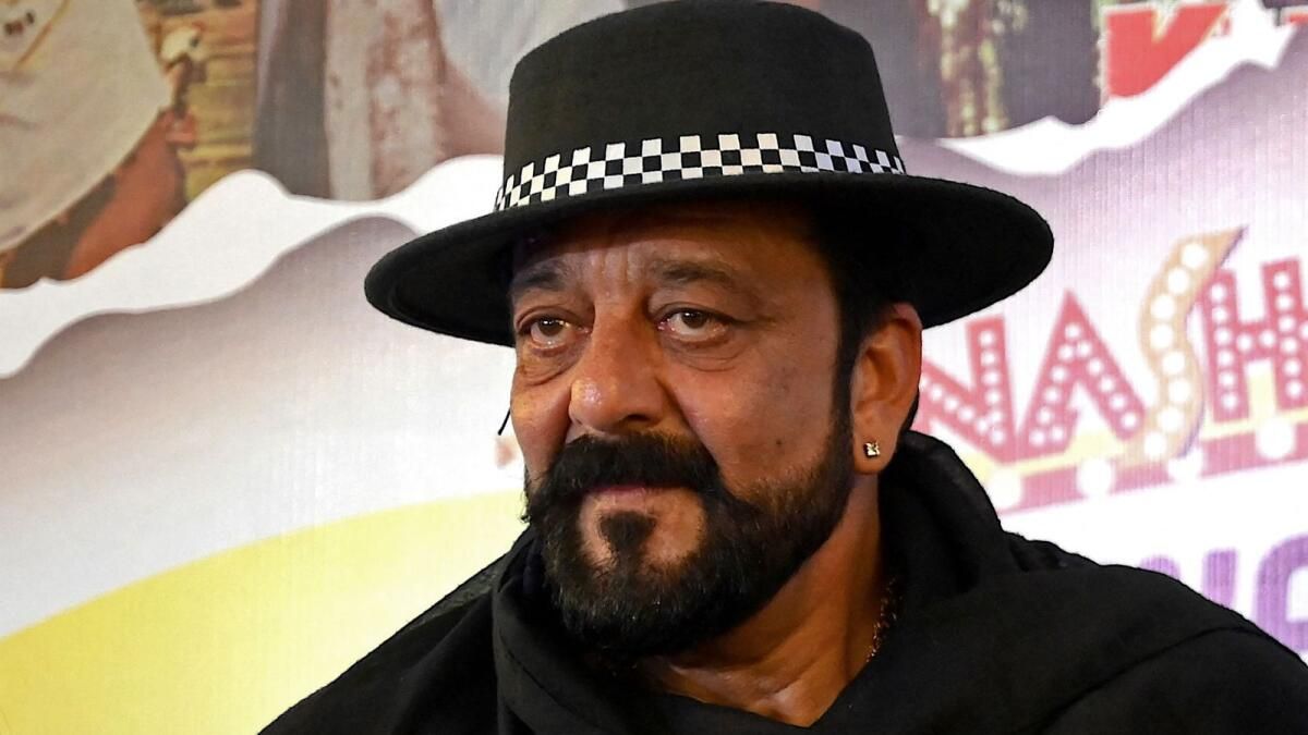 Sanjay Dutt Babasına Haraç Öder