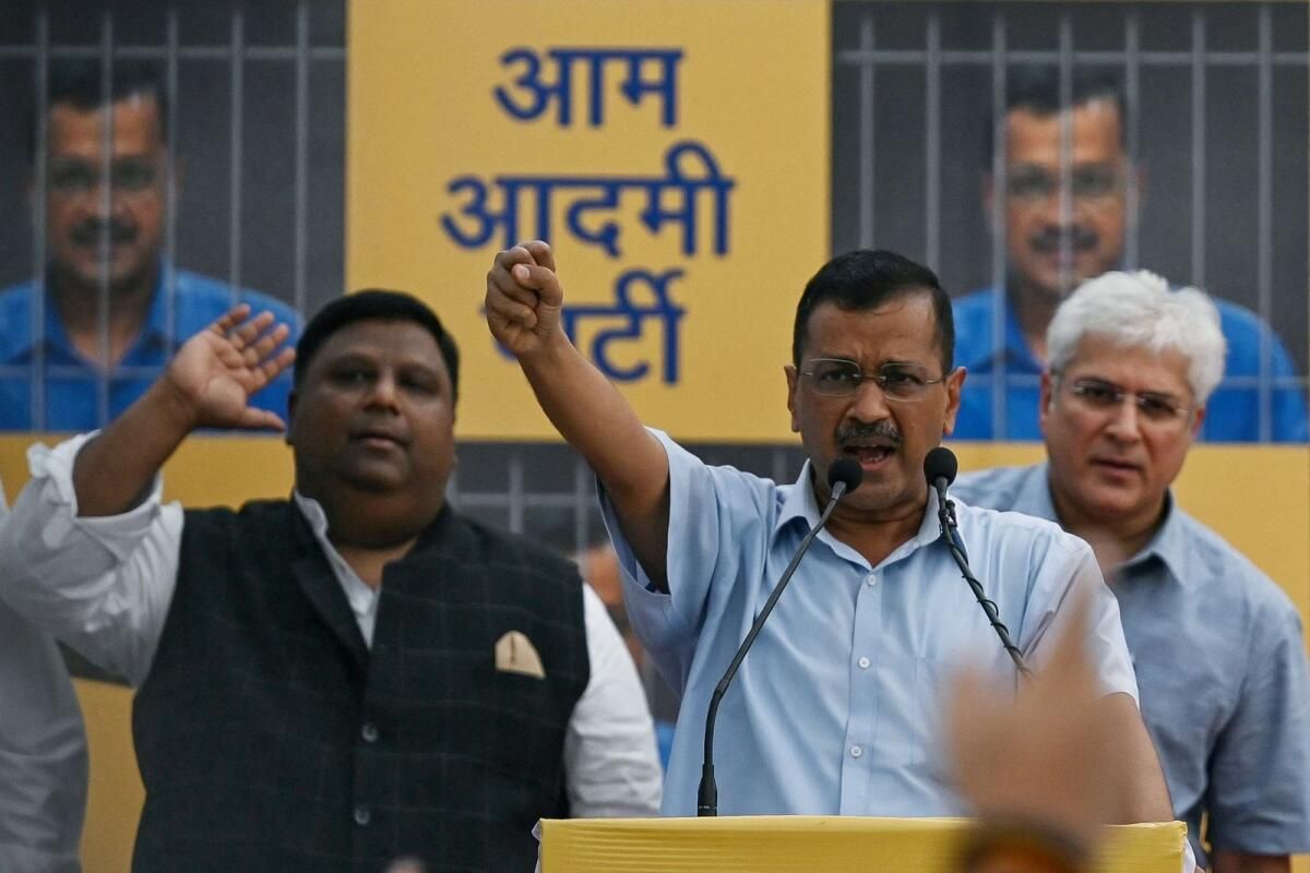 Hindistan: Arvind Kejriwal, Delhi Tüketim Politikası Davasında Resmen Tutuklandı