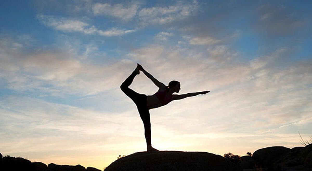 Dubai: Sakinler Yakında Hindistan Konsolosluğu'nda Düzenli Yoga Seanslarının Tadını Çıkarabilir
