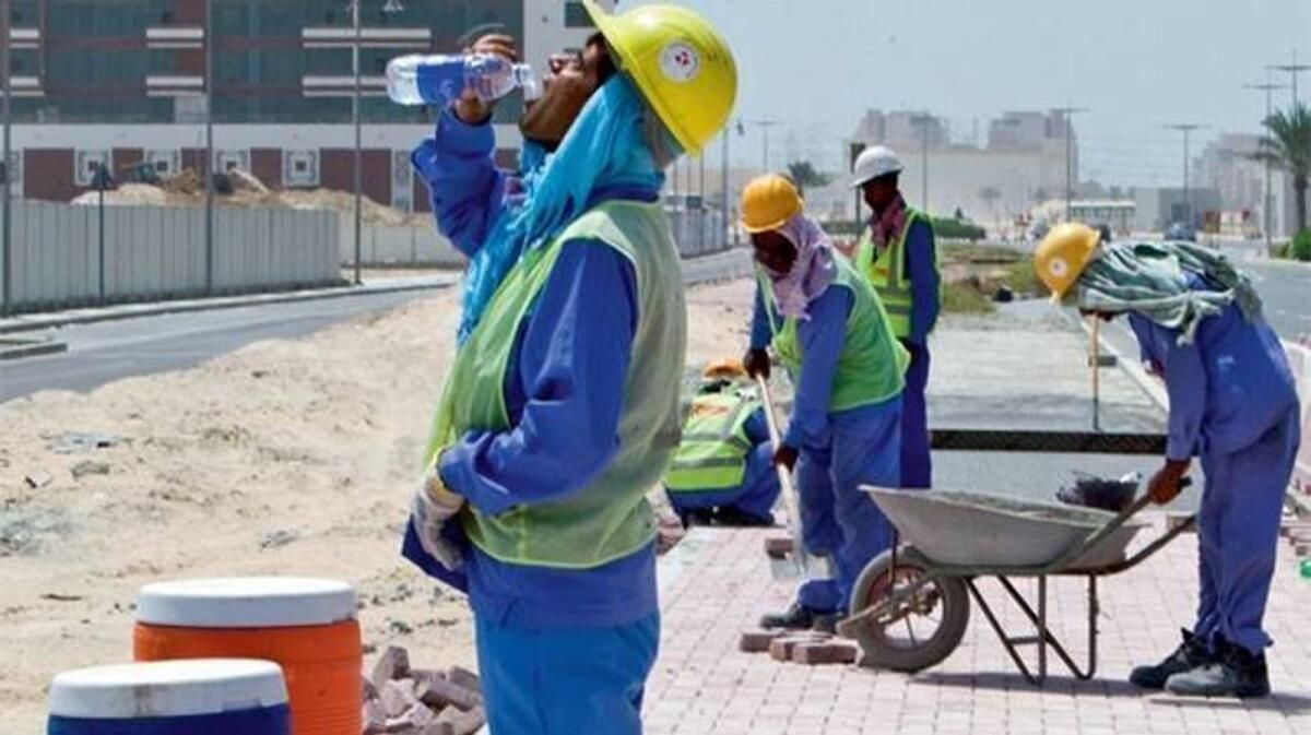 BAE: Doktorlar, Sıcaklıklar Yaklaşık 50 ° C'ye Ulaştığında ısı Tükenmesi ve Felç Konusunda Uyarıyor
