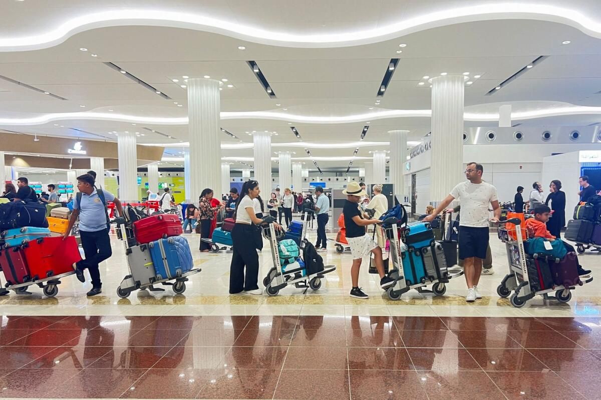 Dubai Zirve Seyahat Uyarısı: Emirates, Dikkat Edilmesi Gereken Önemli Zamanlamaları Açıkladı