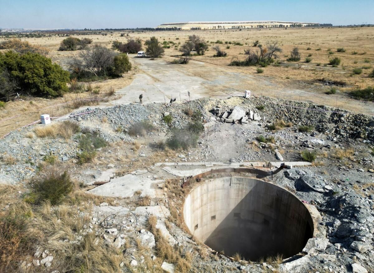 Nijerya Kurtarıcıları Tuzağa Düşmüş Madencileri Kazıyor