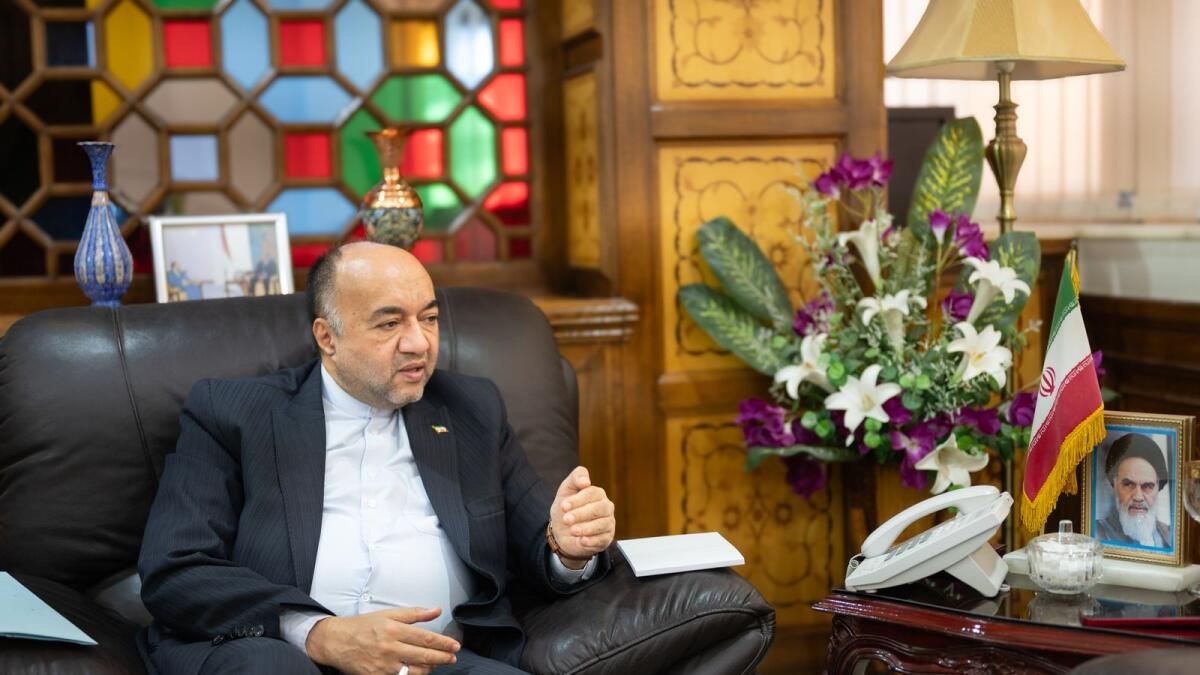 BAE: Büyükelçi, İranlı Gurbetçilerin 28 Haziran Seçimlerinde Abu Dabi, Dubai'den Oy Kullanabileceğini Söyledi
