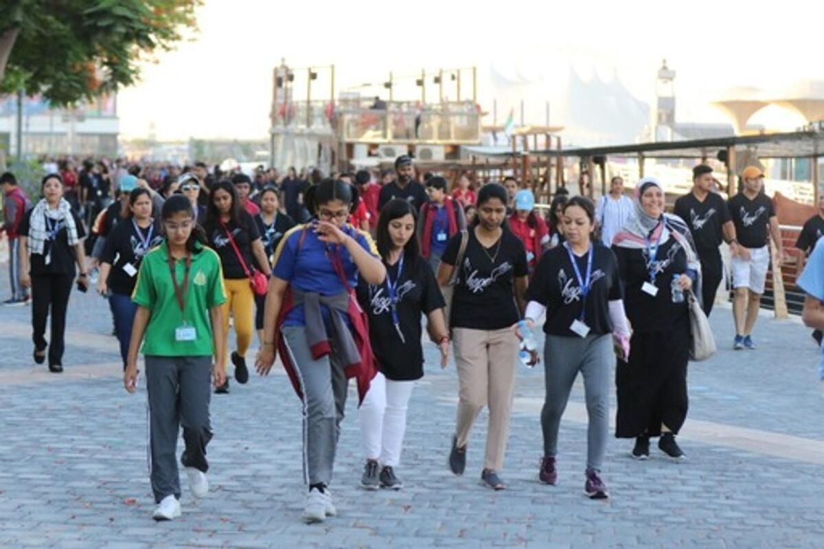 Dubai: Öğrenciler, Öğretmenler Kapsayıcılığı, Çeşitliliği Kutlamak için Yürüyor
