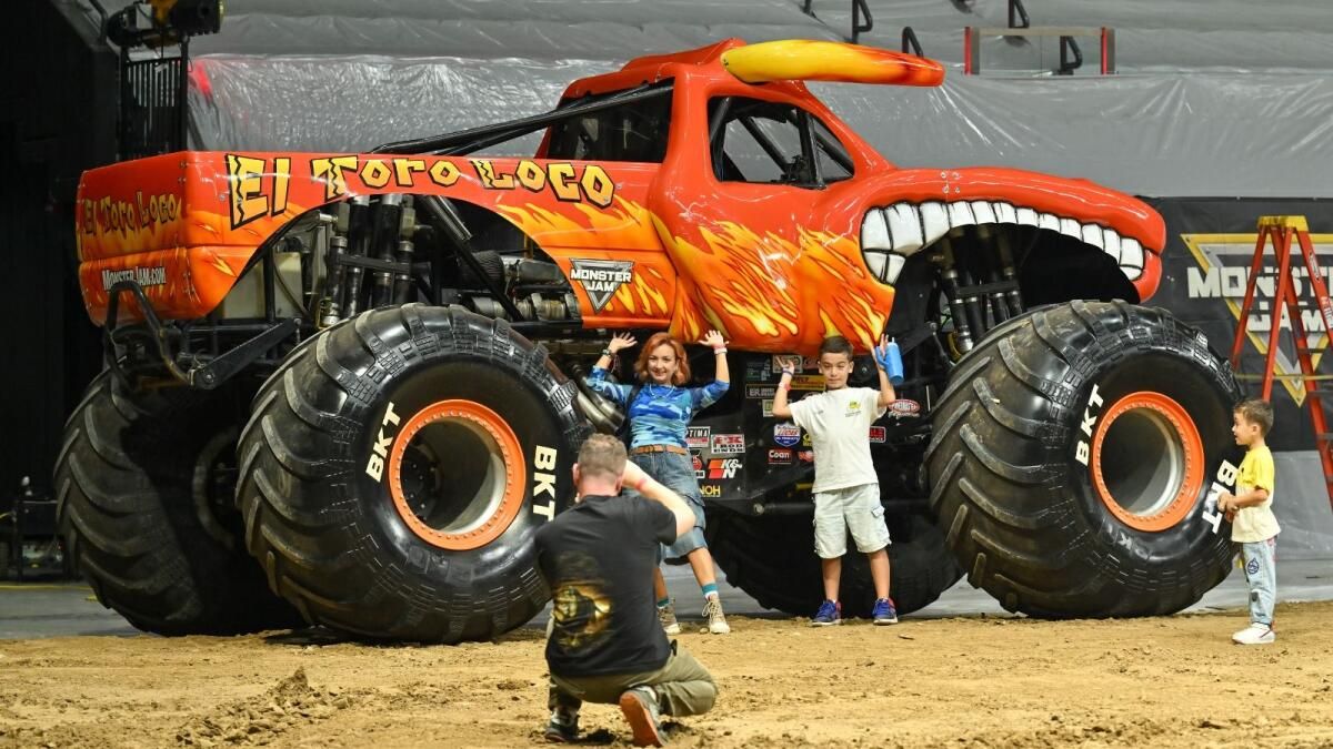 Titanic Trucks, Abu Dabi'deki Monster Jam'e Saldırdı