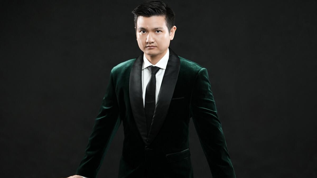 Güzelliği Güçlendirmek: Brian Tjahyanto'nun Azarine Cosmetics ile Yolculuğu