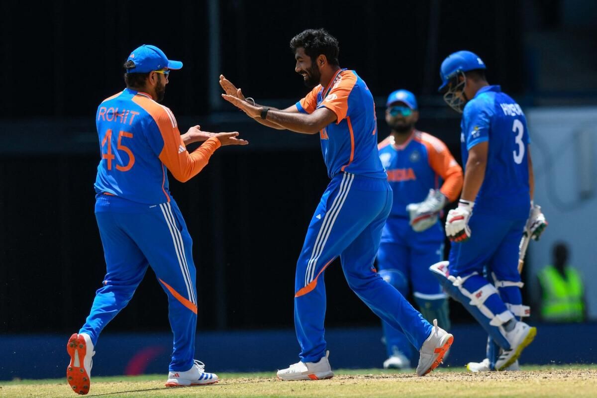 Rohit, Hindistan'ın T20 Dünya Kupası'nda Afganistan'ı Yenmesinden Sonra Bowling Oyuncularını Övdü