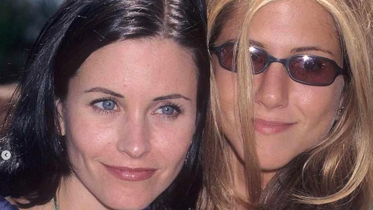 Jennifer Aniston, 60. Doğum Gününde 'En iyi Arkadaş' Courteney Cox'u İstiyor