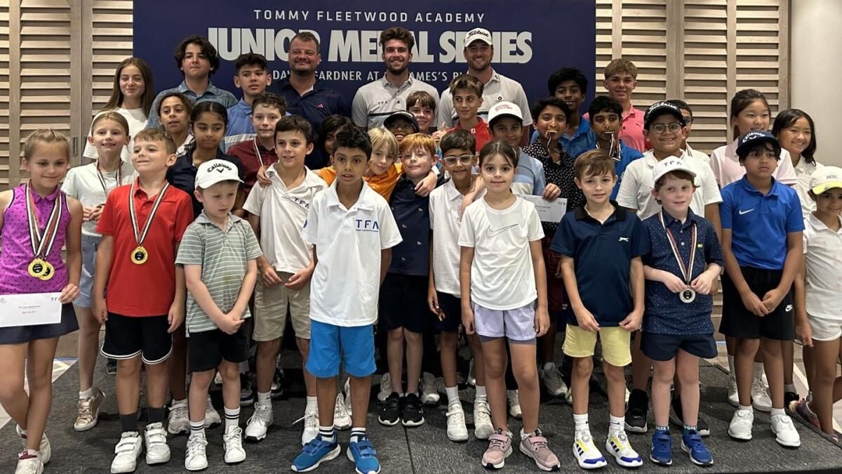 Bhatnager, Dutta Tommy Fleetwood Academy Gençler Madalya Serisi Finallerinde En İyi İlgili Bölümler