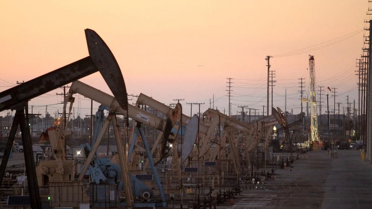 Opec + Kesintileri Gevşetmeyi Planlarken Petrol Fiyatları Düşüyor