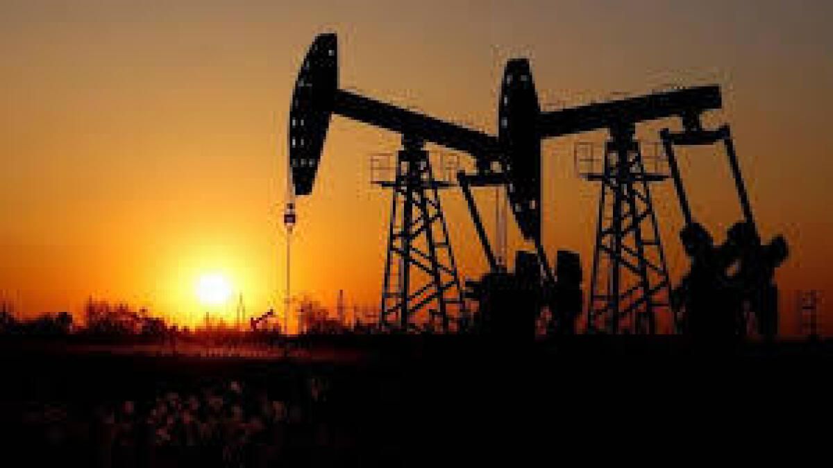 Opec + Kararı Titrek Talebi Aydınlatırken Petrol 1 Dolardan Fazla Düştü
