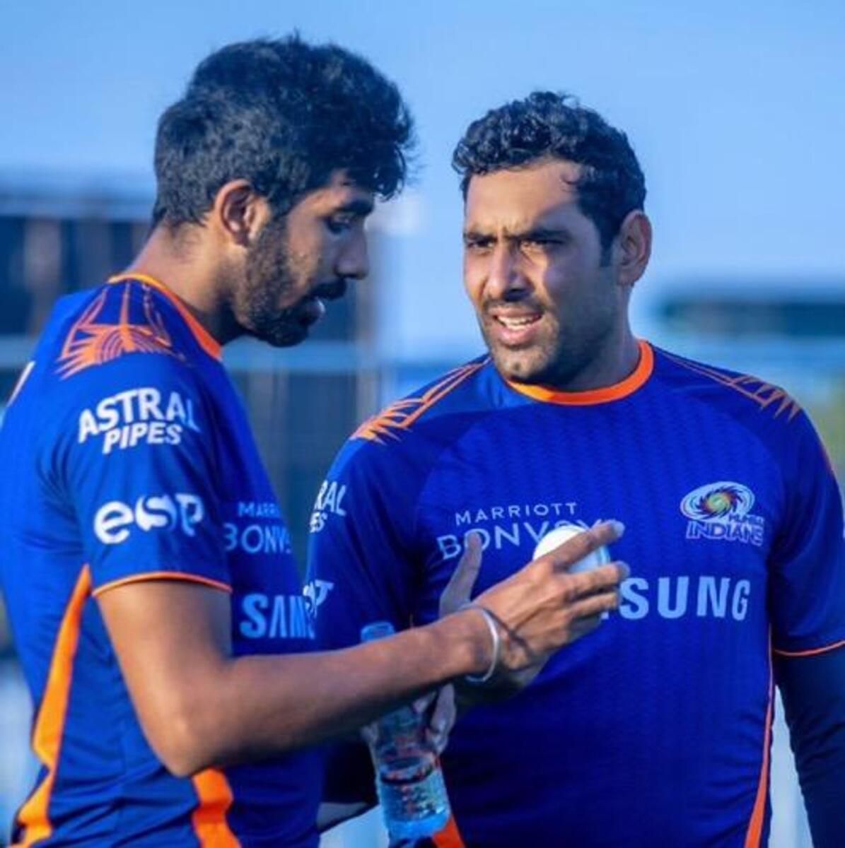 'Benden Öğrenmek Bile İstedi': BAE Kriket Oyuncusu Bumrah'ın Neden Bu Kadar Harika Bir Oyuncu Olduğuna Dair